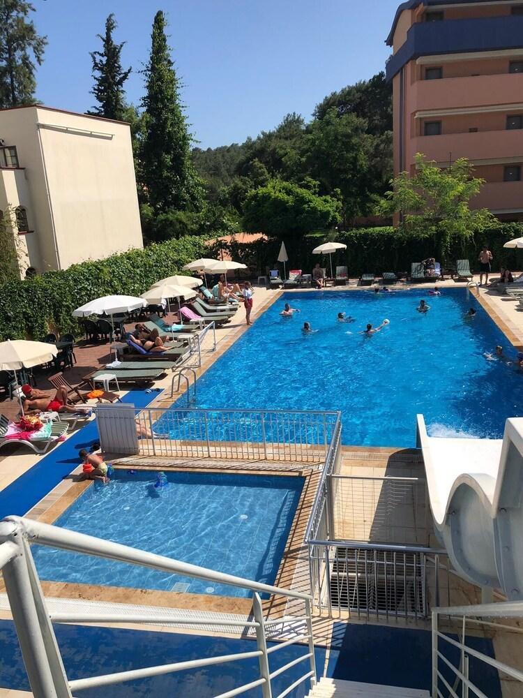 Monna Roza Beach Hotel Кемер Екстер'єр фото